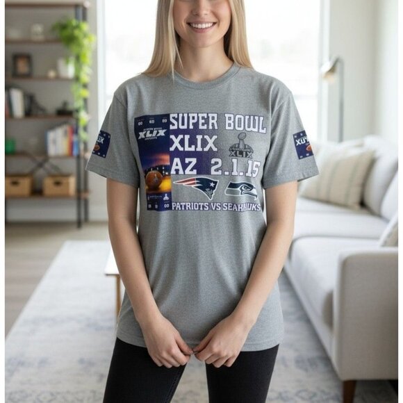 Super Bowl XLIX T-Shirt Patriots Vs Seahawks 2.1.15 Grey - Picture 1 of 9